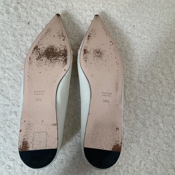 Gucci cream leather Mary Jane’s with silver metallic strap and gold horsebit - Picture 3 of 5